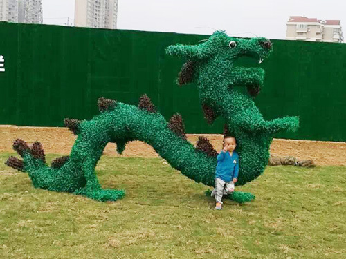 什么样的雕塑适合校园